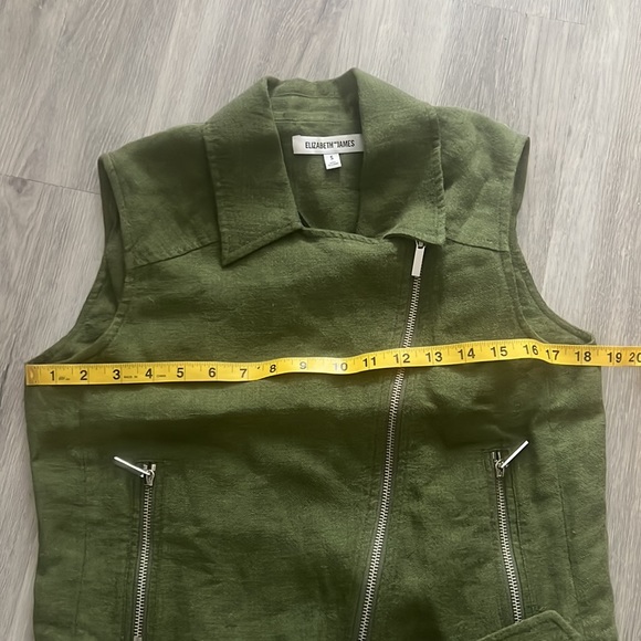 Elizabeth & James Tegan Vest - Picture 11 of 13